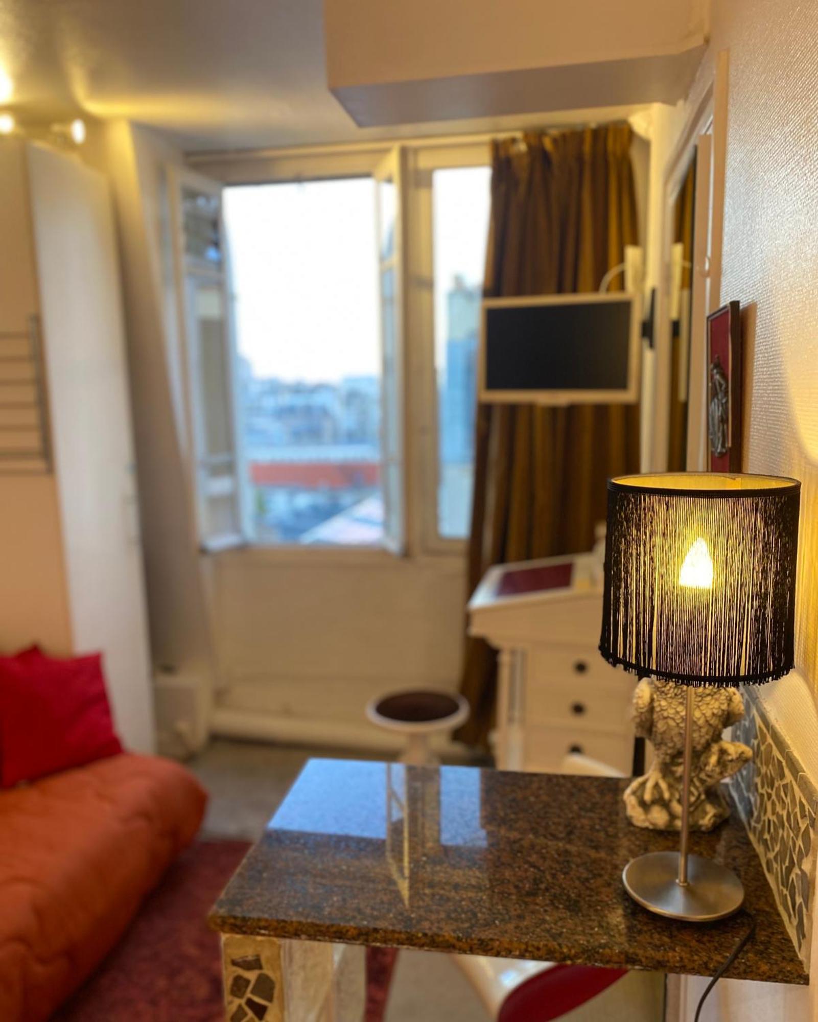 Studio Chic Paris Tour Eiffel Near Eiffel Tower 7Th Floor מראה חיצוני תמונה